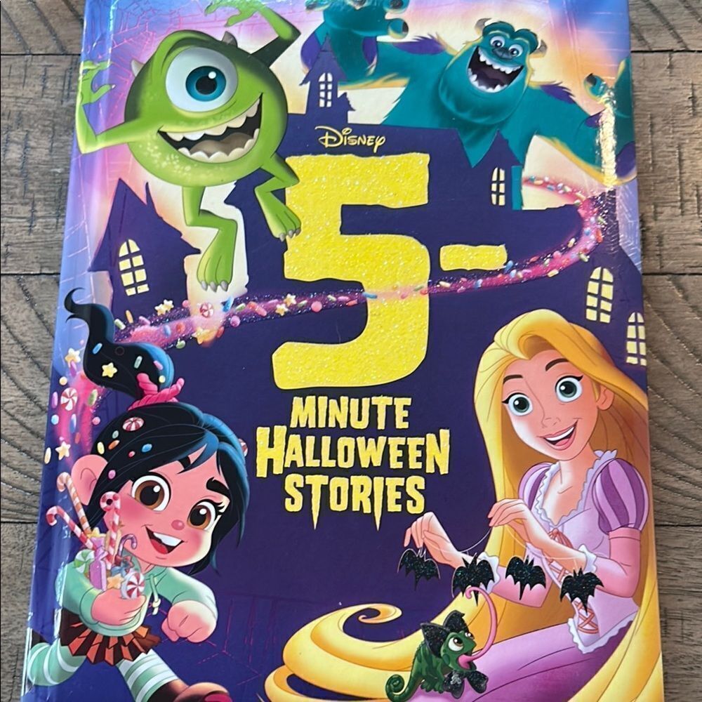 Disney 5-Minute Halloween 👻 🎃 Stories Book 📕 4 kids 🧒 3 & ⬆️